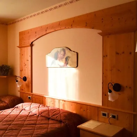Moderno Restaurant Hotel 3*