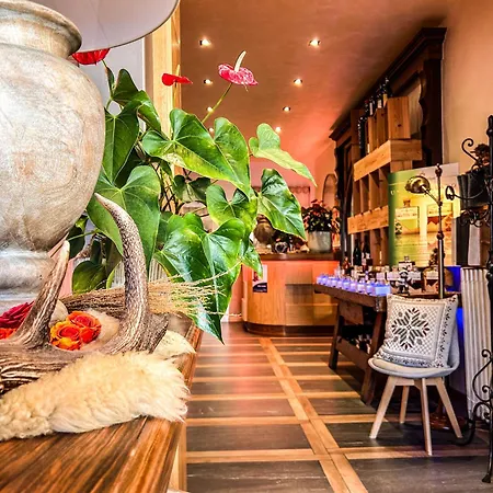 Moderno Restaurant Hotel 3*