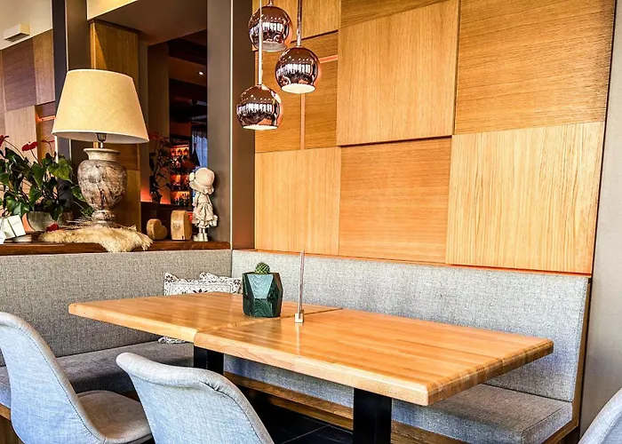 Moderno Restaurant 3*